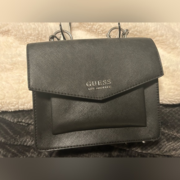 Black and white GUESS purse - Picture 4 of 7